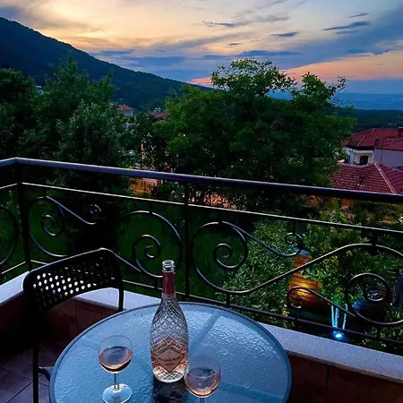 Olympus House με μοναδική θέα דירה *